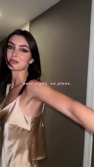 Sloane Daily Vlog